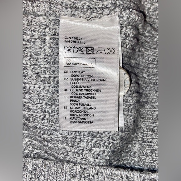 2/49$ Men’s H&M gray 100% cotton Double-Breasted Gilet knit Cardigan Sz medium - Picture 6 of 13